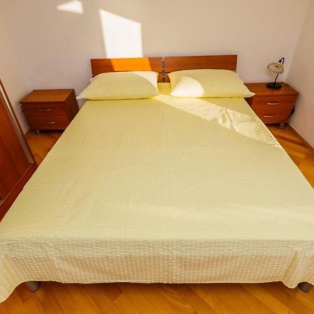 Apartamenty Z Basenem Ilja Rogoznica (Sibenik-Knin) Luaran gambar