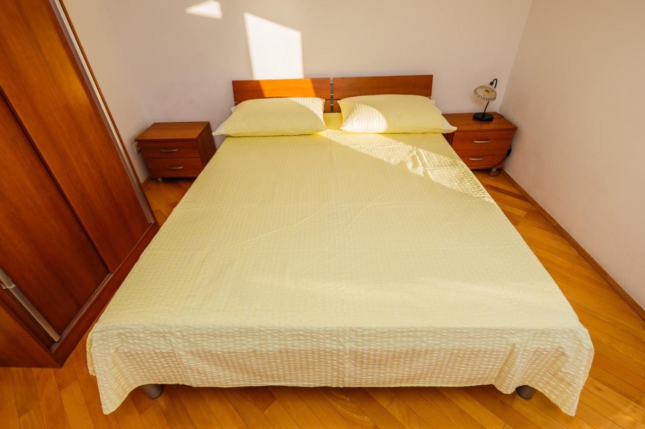 Apartamenty Z Basenem Ilja Rogoznica (Sibenik-Knin) Luaran gambar